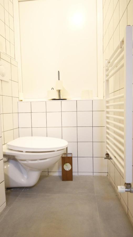 Comfort Triple Room Th Вена Экстерьер фото